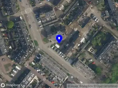 Ambulance met grote spoed naar de Hunze in Pijnacker