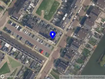 Ambulance met grote spoed naar de Jaap van de Scheurhof in Hoek van Holland