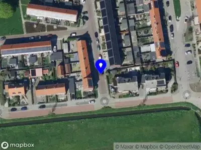 Ambulance met grote spoed naar de Nicolaas van Puttenlaan in Geervliet