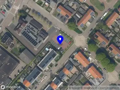 Ambulance met grote spoed naar de Middellandweg in Oostvoorne