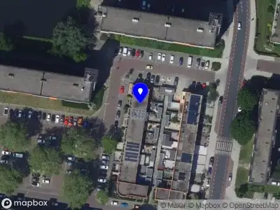 Ambulance met grote spoed naar de Loudonstraat in Dordrecht