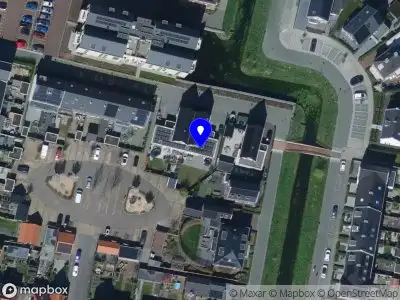 Ambulance met grote spoed naar de Anna Bijnspad in Middelharnis