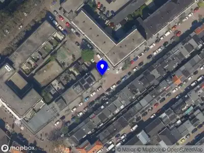 Ambulance met grote spoed naar de Hagastraat in Schiedam