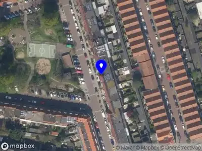 Ambulance met gepaste spoed naar de Diepenbrockstraat in Vlaardingen