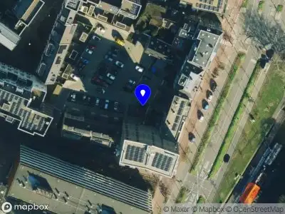 Brandweer met grote spoed naar de Harm Smeengekade in Zwolle vanwege gebouwbrand