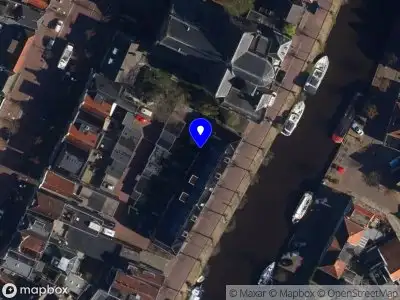 Brandweer met grote spoed naar de Harinxmakade in Sneek vanwege waarnemen gaslucht