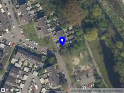 Ambulance met grote spoed naar de Gelderlandlaan in Vlaardingen