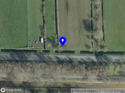 Brandweer en politie met grote spoed naar de Julianalaan in Sprang-Capelle vanwege personen te water