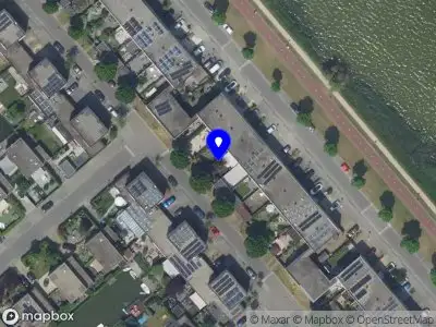 Brandweer met gepaste spoed naar de Statietjalk in Bergen op Zoom vanwege een liftopsluiting