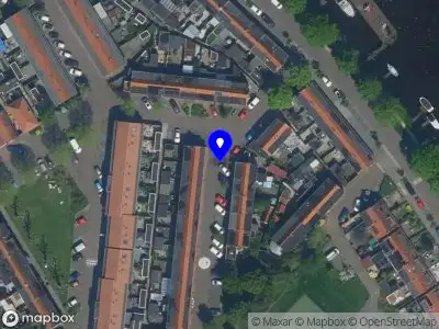 Ambulance met gepaste spoed naar de Finsestraat in Zaandam