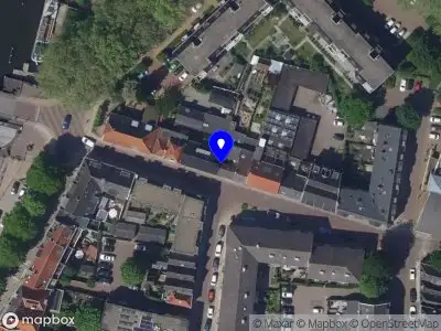 Ambulance met grote spoed naar de Blauwe Torenstraat in Gorinchem