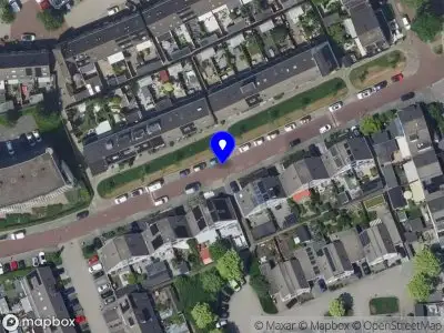 Ambulance met gepaste spoed naar de Johanna Naber-erf in Dordrecht