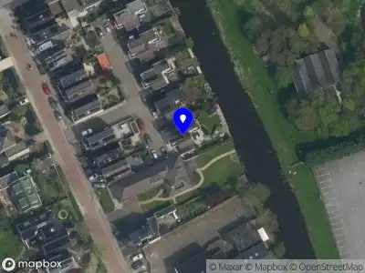 Ambulance met grote spoed naar de Fijanerf in Zevenhuizen