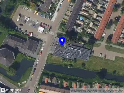 Ambulance met grote spoed naar de Muilwijckstraat in Papendrecht