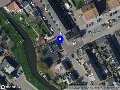 Ambulance met grote spoed naar de Mr G Groen van Prinstererlaan in Zuidland