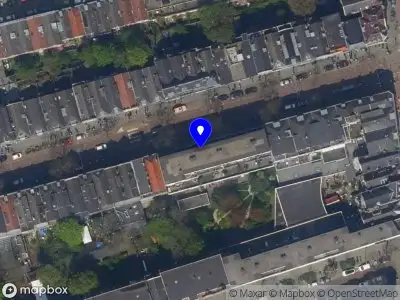 Ambulance met gepaste spoed naar de Nieuwe Binnenweg in Rotterdam