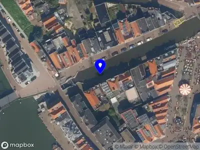 Brandweer met gepaste spoed naar de Veerstraat in Maassluis