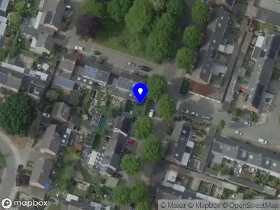 Brandweer met grote spoed naar de Olieslagersstraat in Roermond vanwege gebouwbrand