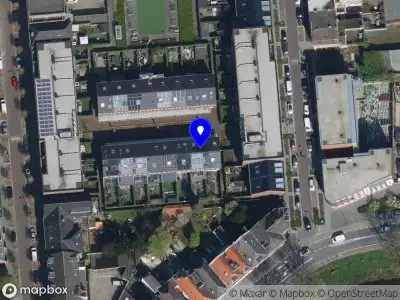 Brandweer met gepaste spoed naar de Stationsplein in Breda