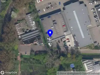 Ambulance met gepaste spoed naar de Petristraat in Rotterdam