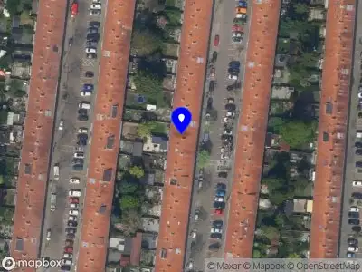 Ambulance met grote spoed naar de Korhaanstraat in Rotterdam