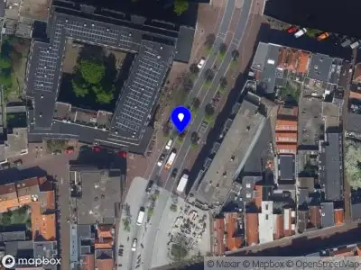 Ambulance met gepaste spoed naar de Pelikaanstraat in Leiden