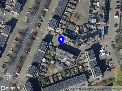 Ambulance met grote spoed naar de Brasem in Hellevoetsluis