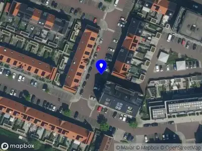 Ambulance met grote spoed naar de Zuiderzeelaan in Landsmeer