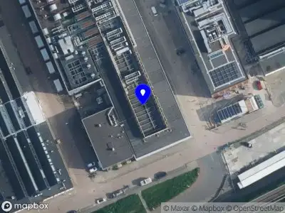 Ambulance met grote spoed naar de Paul van Vlissingenstraat in Amsterdam