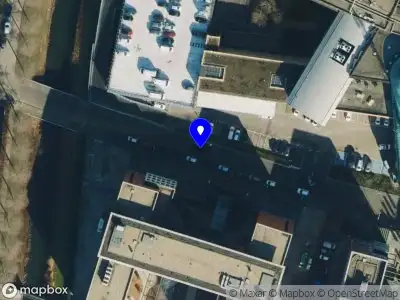 Brandweer met gepaste spoed naar de Zuiderzeelaan in Zwolle vanwege een liftopsluiting