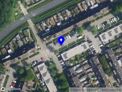 Politie naar de Waalstraat in Almere vanwege aanrijding met letsel