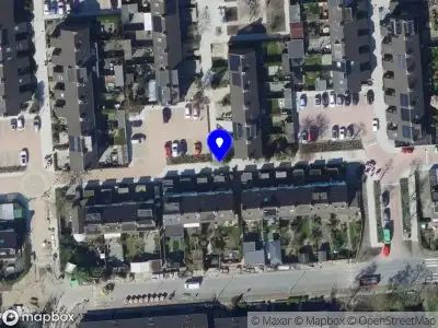 Ambulance met grote spoed naar de Ottersveen in Spijkenisse