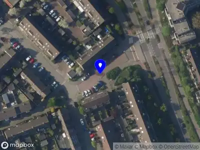 Politie met grote spoed naar de Belle van Zuylenstraat in Leiden vanwege ongeval met letsel