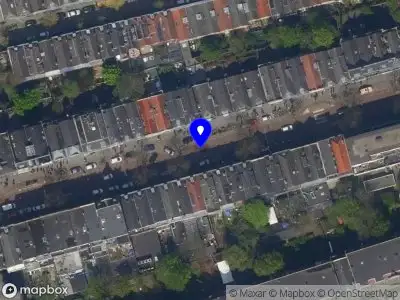 Ambulance met grote spoed naar de Nieuwe Binnenweg in Rotterdam