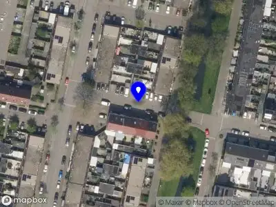 112 melding Ambulance met grote spoed naar de Loowaerdstraat in Rotterdam