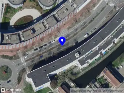 Ambulance met grote spoed naar de Dr. J.M. den Uyllaan in Spijkenisse