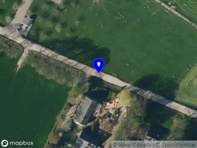 Brandweer met grote spoed naar de Wijkersloot in Wijk bij Duurstede vanwege reanimatie