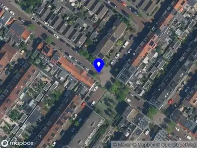 Ambulance met grote spoed naar de Fabriciusstraat in Haarlem