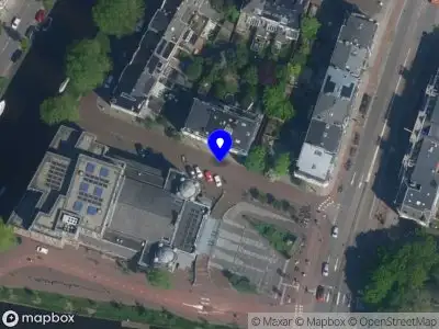 Brandweer met grote spoed naar de Wilsonsplein in Haarlem vanwege personen te water