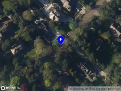 Brandweer met grote spoed naar de Sweelincklaan in Bilthoven vanwege afhijsen patient