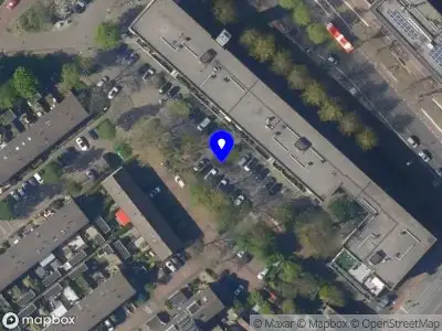 Ambulance met grote spoed naar de Verzetsheldenstraat in Leidschendam