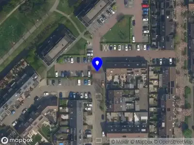 Ambulance met grote spoed naar de Wulpendaal in Nieuwerkerk aan den IJssel