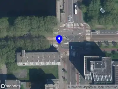 Traumahelikopter met grote spoed naar de Heemstedestraat in Amsterdam