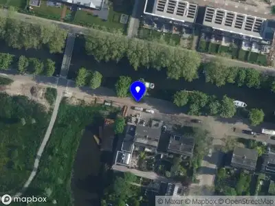 Brandweer met gepaste spoed naar de Amsterdamsestraatweg in Muiden vanwege afhijsen patient