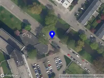 Ambulance met gepaste spoed naar de Wilgenlei in Rotterdam