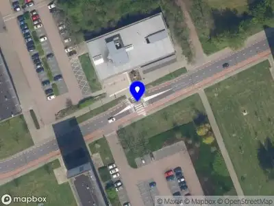 Ambulance met grote spoed naar de Kopenhagenlaan in Vlaardingen