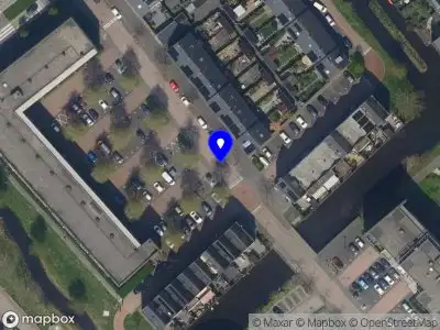 Ambulance met grote spoed naar de De Landerijen in Krimpen aan den IJssel