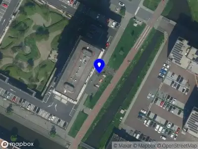 Brandweer met gepaste spoed naar de Genuahaven in Purmerend vanwege een liftopsluiting