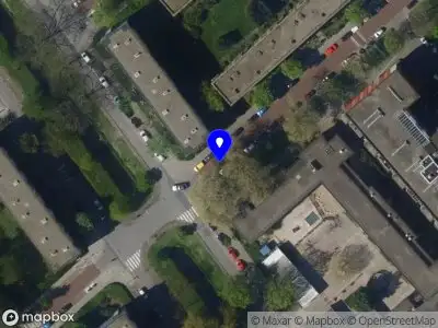 Ambulance met gepaste spoed naar de Fluitenbergstraat in 's-Gravenhage