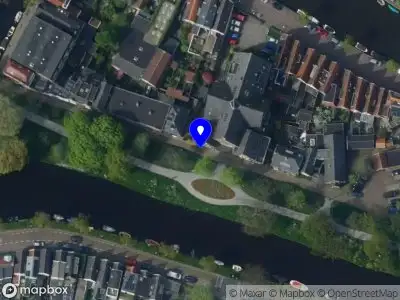 Ambulance met gepaste spoed naar de Kwerenpad in Alkmaar